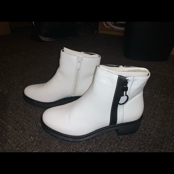 Brand new Nasty Gal white booties! - Picture 3 of 4